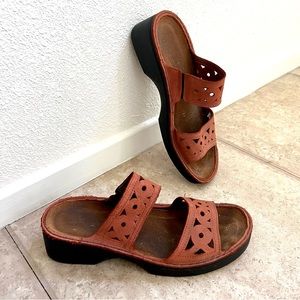 Naot Filigree Platform Slide Sandals